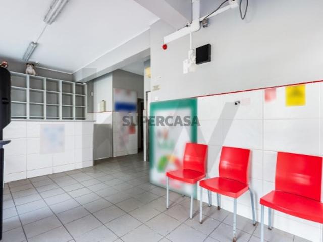 Armazém venda em Tapada das Mercês, Sintra