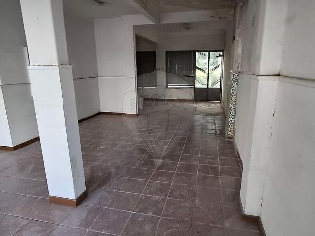 Loja venda em Bairro Olaio, Odivelas