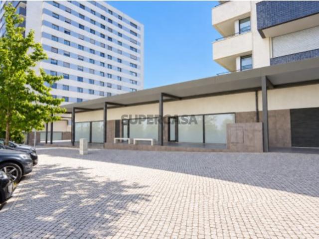 Armazém venda em Alta de Lisboa, Lisboa