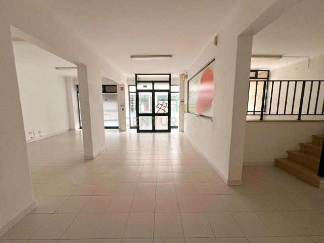 Loja venda em Nossa Senhora do Pópulo, Caldas Da Rainha