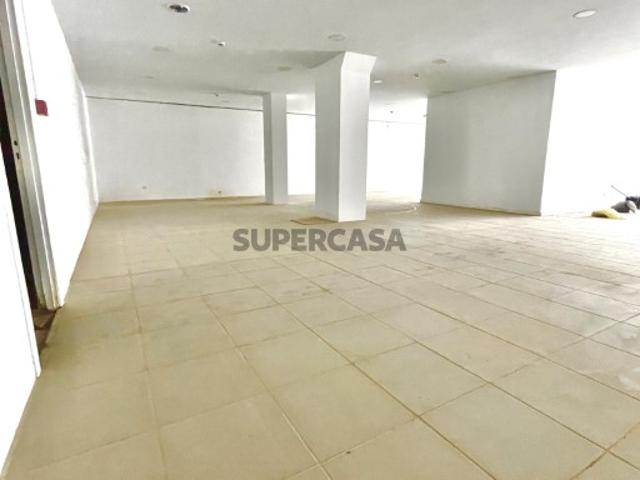 Armazém venda em Faro