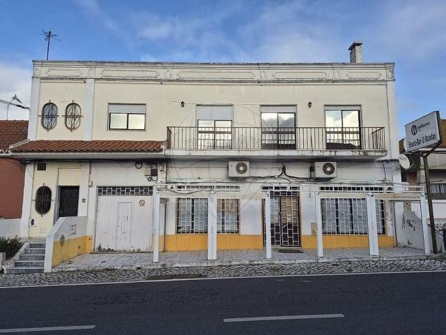 Loja venda em Moita, Gaio-rosário
