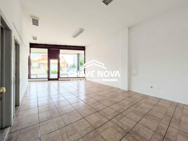 Loja venda em Santa Maria Da Feira, Aveiro