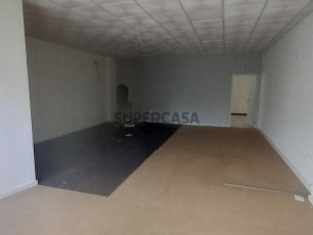 Armazém venda em Oliveira Do Bairro, Aveiro