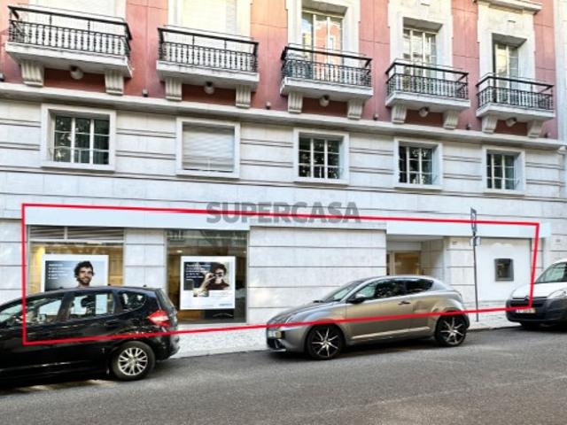 Armazém venda em Avenidas Novas, Lisboa