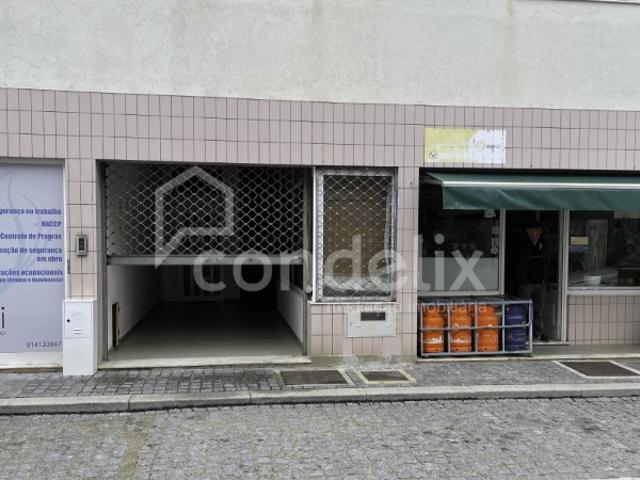 Loja venda em Felgueiras, Porto
