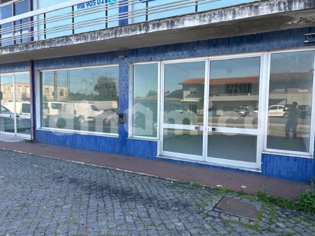 Loja venda em Guimarães, Braga
