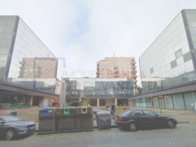 Loja venda em Leal, Porto