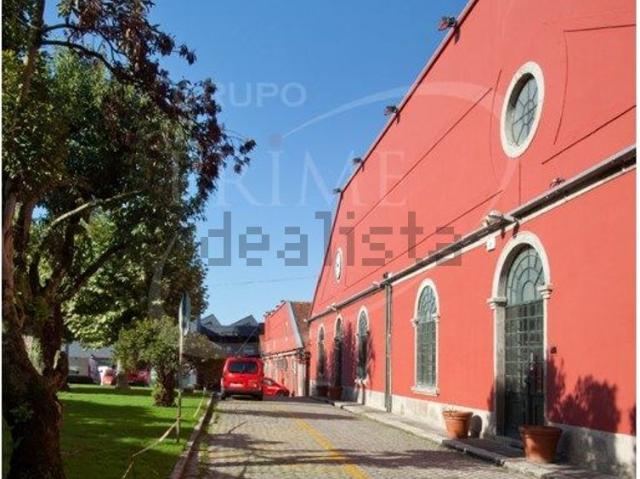 Armazém alugar em Agra do Amial, Porto