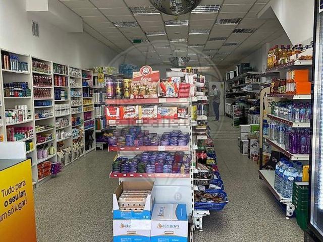 Loja venda em Gondomar, Porto