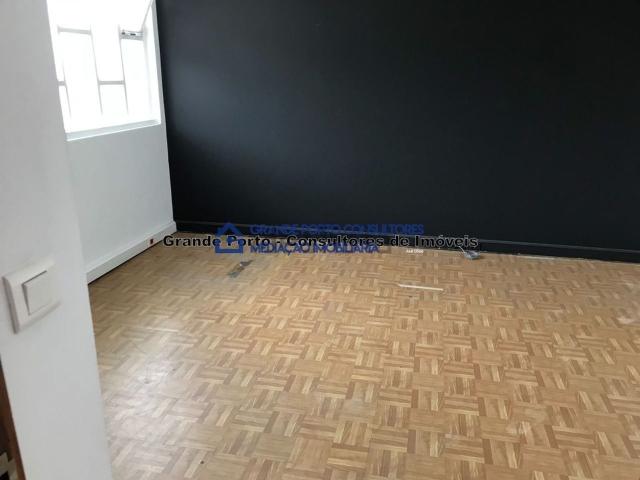 Armazém alugar em Porto