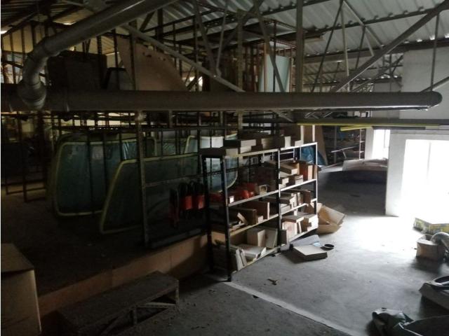 Armazém alugar em Porto