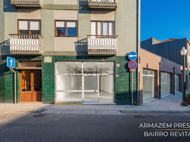 Armazém venda em Porto