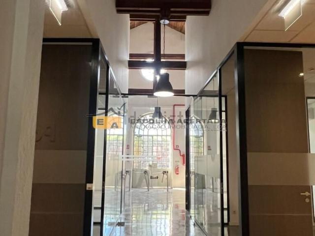 Armazém alugar em Maia, Porto