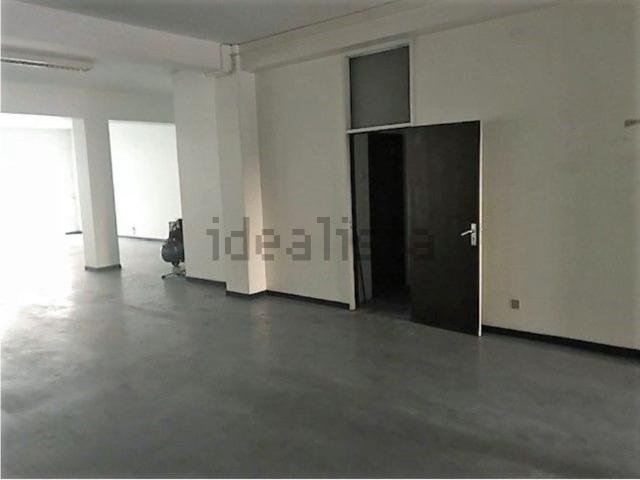 Armazém venda em Porto, Lordelo Do Ouro