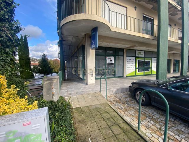 Ponto Comercial alugar em Paredes, Madalena Ponto Comercial alugar em Paredes, Madalena