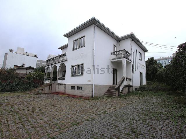 Loja alugar em Paredes, Bitarães