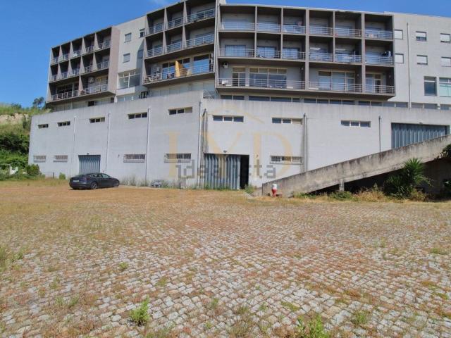 Armazém venda em Paredes, Bitarães