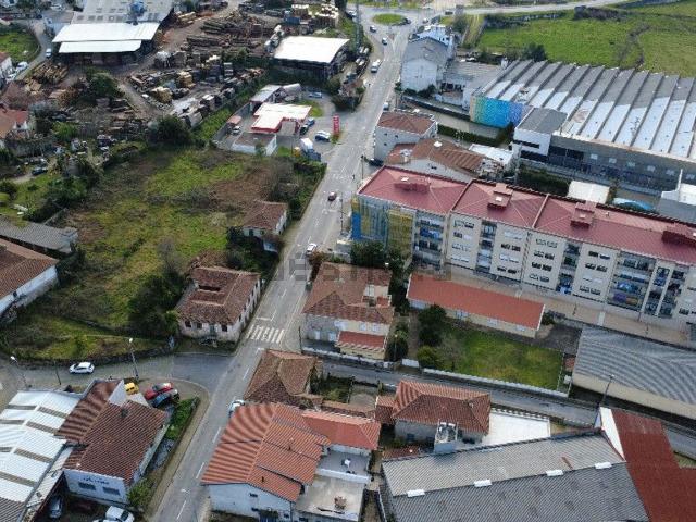Armazém venda em Paredes, Bitarães