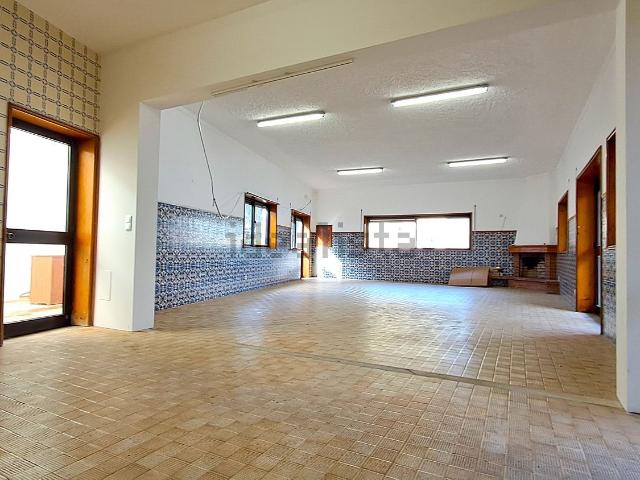 Loja venda em Vila Nova De Gaia, Porto