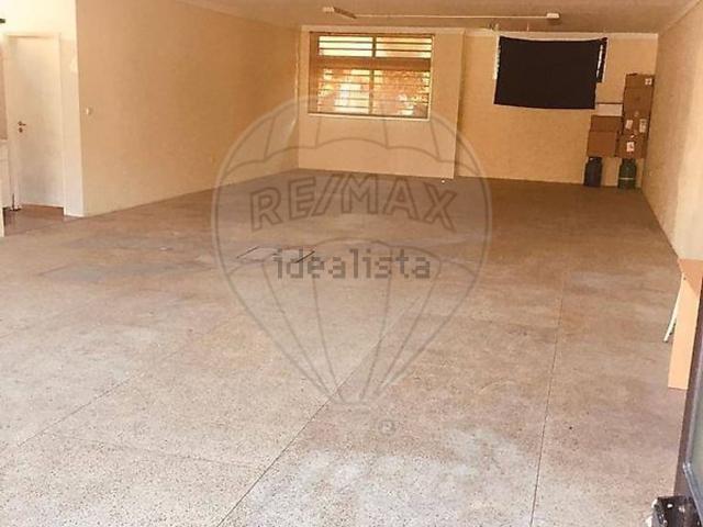 Armazém venda em Vila Nova De Gaia, Porto