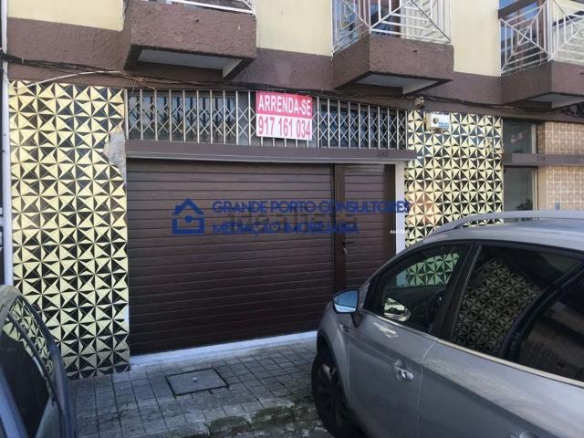 Armazém alugar em Maia, Pedrouços