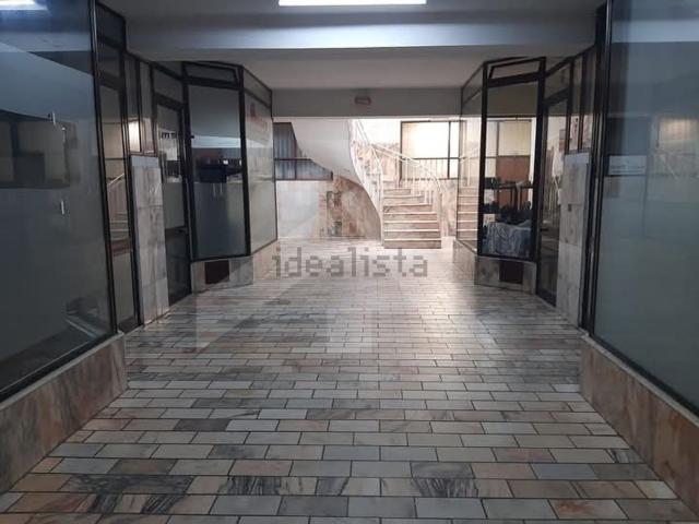 Loja alugar em Marecos, Porto