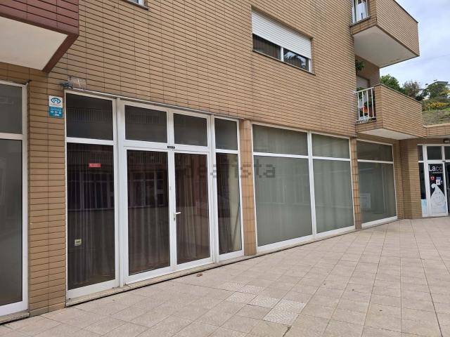 Ponto Comercial alugar em Penafiel, Milhundos Ponto Comercial alugar em Penafiel, Milhundos