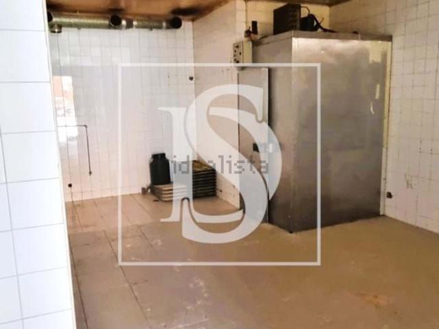 Loja alugar em Agudela, Santa Cruz Do Bispo