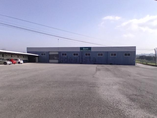 Armazém alugar em Santarém