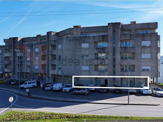 Loja venda em Felgueiras, Pombeiro De Ribavizela