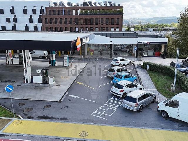 Ponto Comercial alugar em Pombeiro De Ribavizela, Pombeiro de Ribavizela