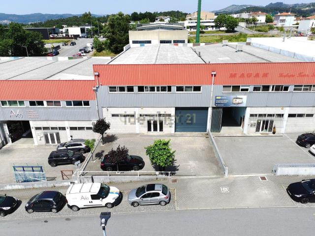 Armazém alugar em Guimarães, Braga