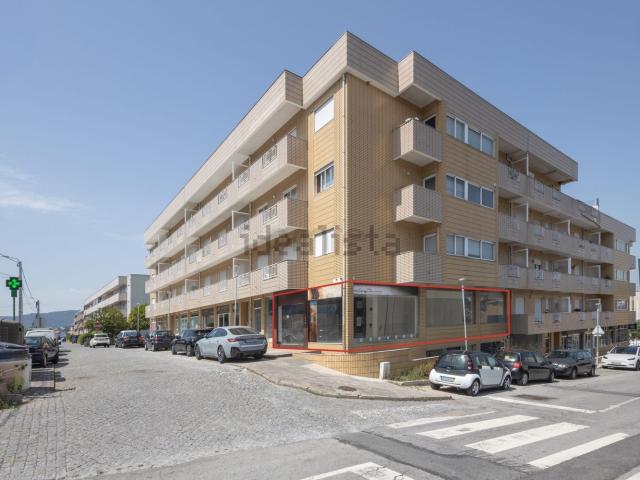 Loja venda em Guimarães, Braga