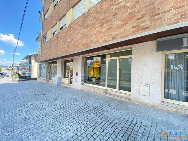 Ponto Comercial alugar em Maia
