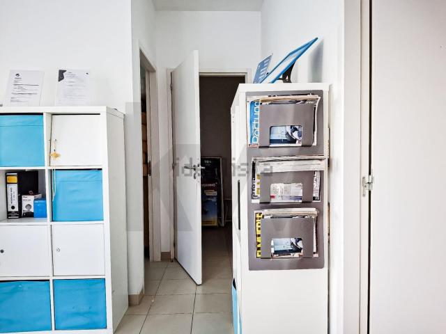 Loja alugar em Três Castelos, Portimão