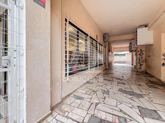 Loja venda em Três Castelos, Portimão