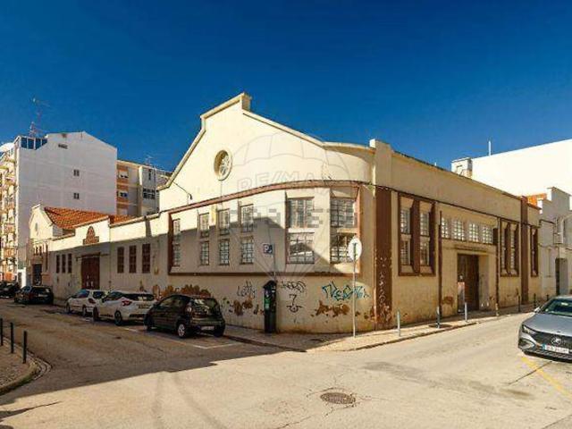 Armazém venda em Portimão, Faro