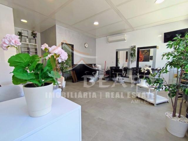 Ponto Comercial alugar em Portimão