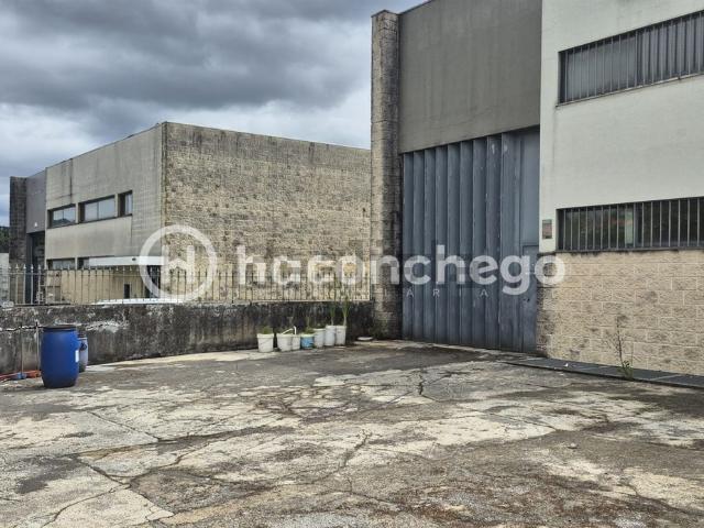 Armazém alugar em Arcozelo, Braga