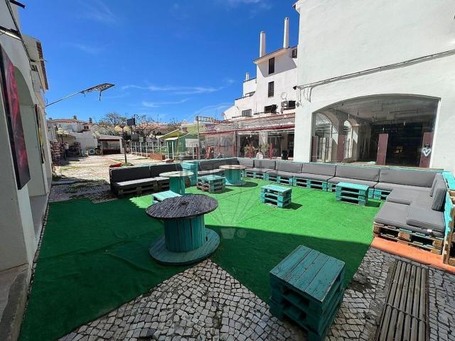 Armazém alugar em Albufeira e Olhos de Água, Albufeira