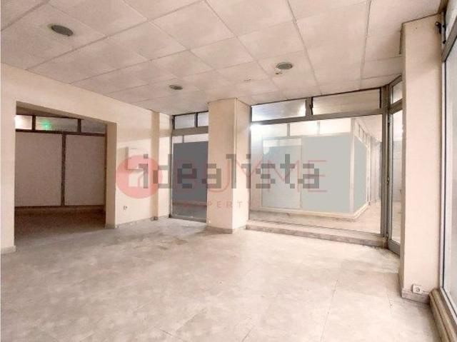 Ponto Comercial venda em Quarteira, Vilamoura