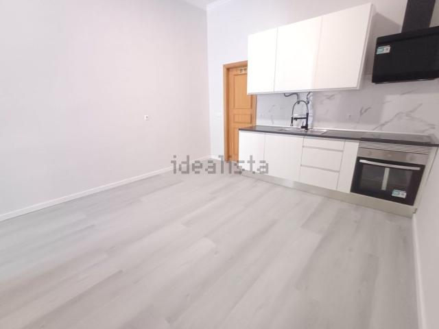 Loja venda em Quinta da Samaritana, Sintra