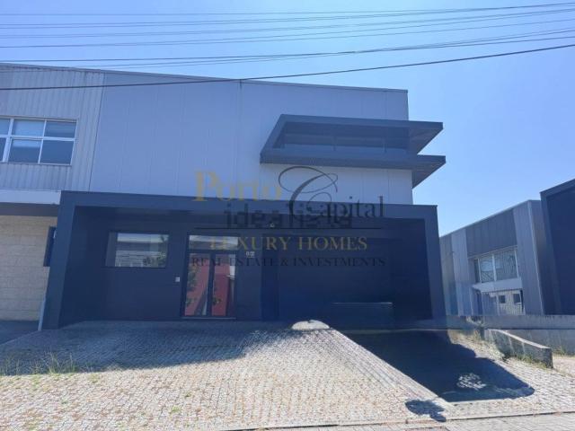 Armazém alugar em Fafe, Braga