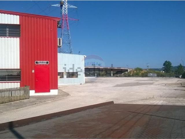 Armazém venda em Santo António Da Charneca, Setúbal