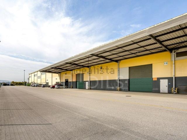 Armazém alugar em Palmela, Setúbal