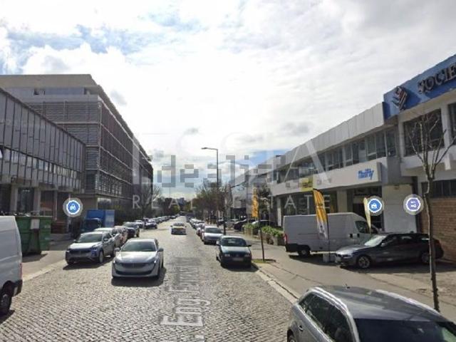 Armazém venda em Porto