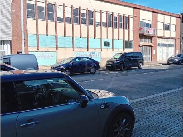 Armazém alugar em Porto