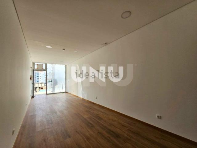 Loja venda em Lages de Ranhados, Viseu