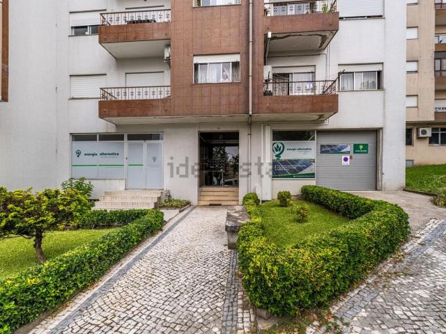 Armazém alugar em Braga